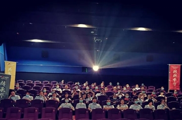 ������ʷ���ᱲ����ǿ ���� ȼ�����ȫԱ��Ӱ�˶�