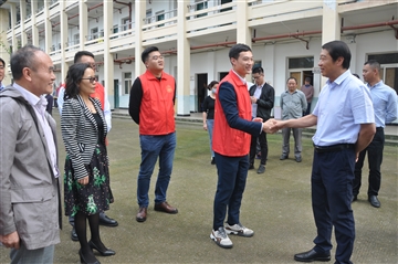 ���ذ��þã�ů�����������K8������չ�������ϰ���ο���˶�